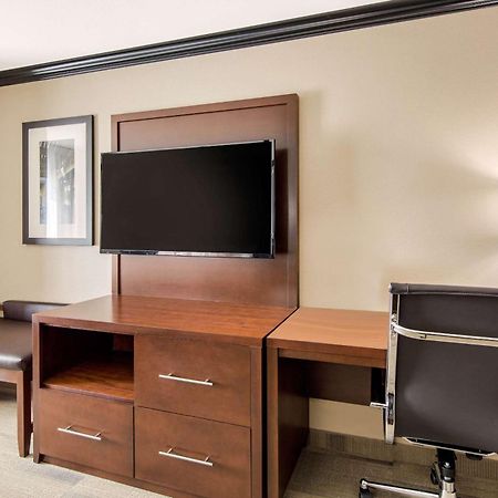 Comfort Suites Liberal Buitenkant foto